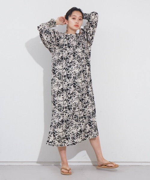 NOMINE（ノミネ）の「2WAY袖ボリューム柄ワンピース（ワンピース・レディース・グリーン/アイボリー/イエロー/ダークグリーン・フリー）」の2枚目の写真