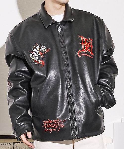 Ed Hardy(エドハーディー)の「UNKNOWN/アンノウン × Ed Hardy/エドハーディー コラボ MULTI PATCHES LEATHER JACKET PUレザー レザージャケット ロゴ刺繍(ライダースジャケット・メンズ・ブラック・XL/L/M)」の21枚目の写真