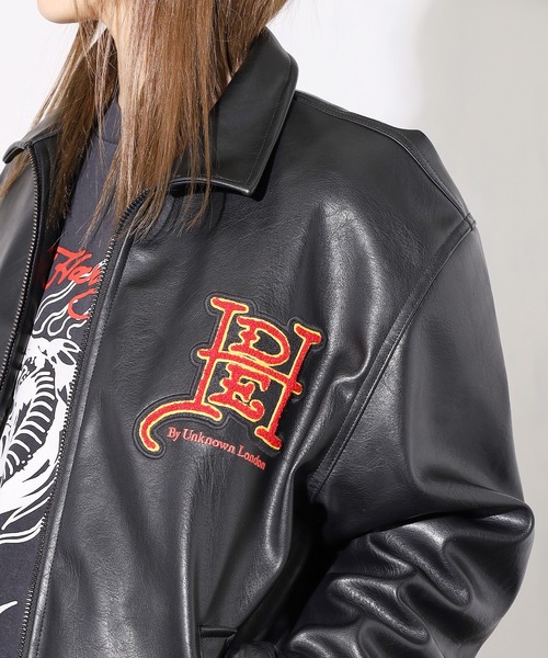 Ed Hardy(エドハーディー)の「UNKNOWN/アンノウン × Ed Hardy/エドハーディー コラボ MULTI PATCHES LEATHER JACKET PUレザー レザージャケット ロゴ刺繍(ライダースジャケット・メンズ・ブラック・XL/L/M)」の15枚目の写真