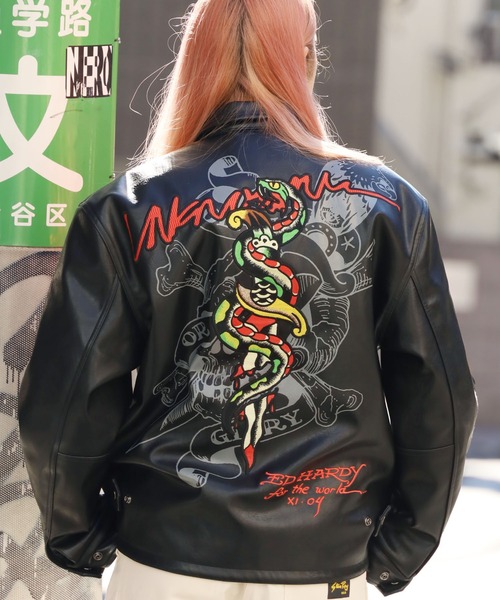 Ed Hardy(エドハーディー)の「UNKNOWN/アンノウン × Ed Hardy/エドハーディー コラボ MULTI PATCHES LEATHER JACKET PUレザー レザージャケット ロゴ刺繍(ライダースジャケット・メンズ・ブラック・XL/L/M)」の9枚目の写真