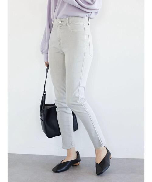 Green　Parks（グリーンパークス）の「ピグメントスキニーパンツ＊（その他パンツ・レディース・ライトグレー/ベージュ・S/M/L）」の2枚目の写真