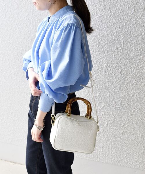 CHRISTIAN VILLA（クリスチャンヴィラ）の「CHRISTIAN VILLA:バンブーハンドルポシェット◆（ショルダーバッグ・レディース・ホワイト/ブラック・ONE SIZE）」の19枚目の写真