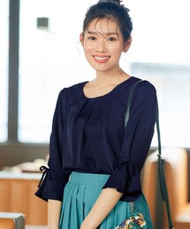 【洗える】リボン付きタックフレア袖ブラウス