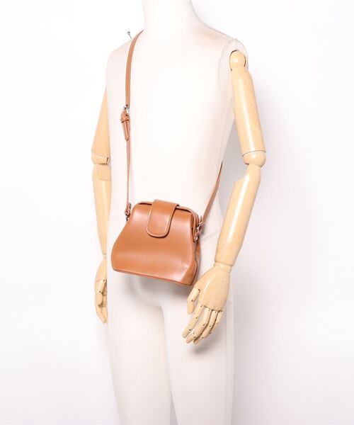 210nouve（トゥージュヌーブ）の「フレームコンパクトショルダーバッグ（ショルダーバッグ・レディース・ブラウン/ブラック/イエロー/レッド・FREE）」の21枚目の写真