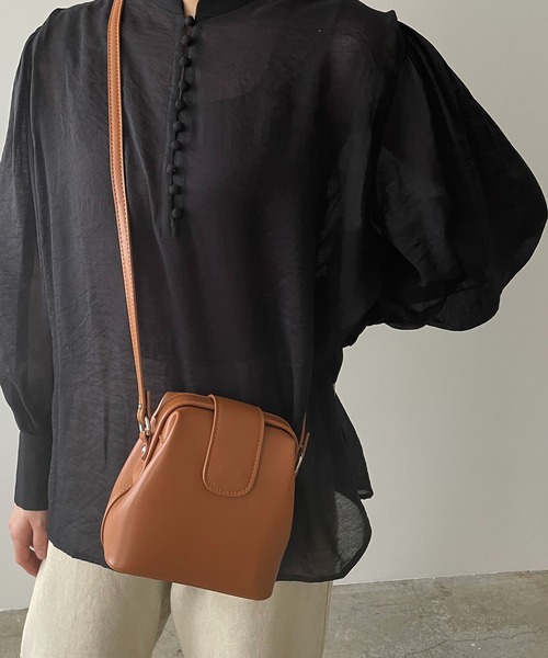 210nouve（トゥージュヌーブ）の「フレームコンパクトショルダーバッグ（ショルダーバッグ・レディース・ブラウン/ブラック/イエロー/レッド・FREE）」の5枚目の写真