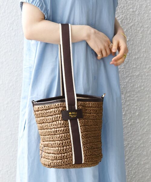 folna(フォルナ)の「【SHIPS any別注】Folna: ペーパー ワンハンドル バッグ◇(トートバッグ・レディース・ブラウン/ベージュ・ONE SIZE)」の18枚目の写真