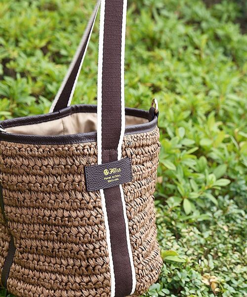 folna(フォルナ)の「【SHIPS any別注】Folna: ペーパー ワンハンドル バッグ◇(トートバッグ・レディース・ブラウン/ベージュ・ONE SIZE)」の21枚目の写真