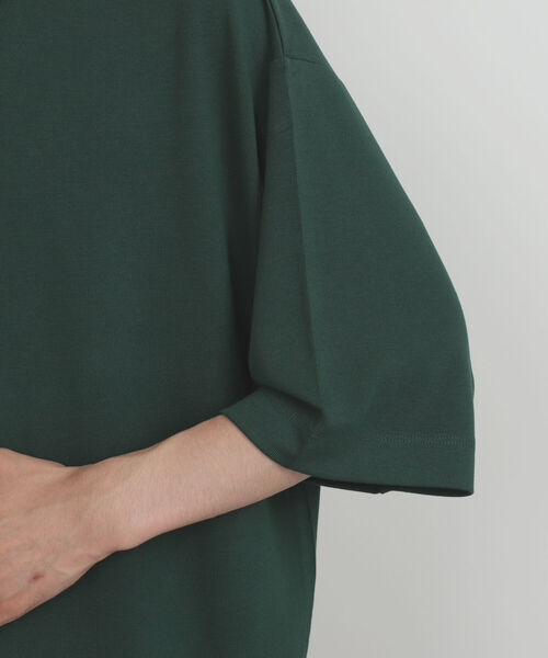 BEAMS HEART(ビームスハート)の「BEAMS HEART / ドレープ ビッグ ポロシャツ(ポロシャツ・メンズ・ブラック/ダークグリーン・SMALL/MEDIUM/LARGE)」の20枚目の写真