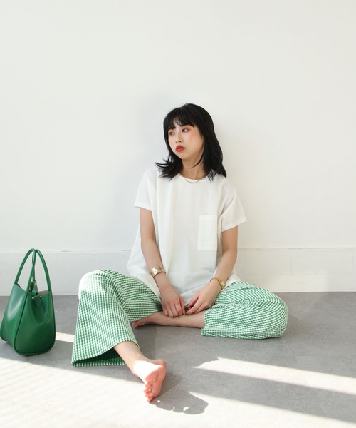 Chillfar(チルファー)の「ポケット付きビッグTシャツ(Tシャツ/カットソー・レディース・グリーン/ダークグレー/オフホワイト/ベージュ/ブラック・MEDIUM/LARGE)」の6枚目の写真