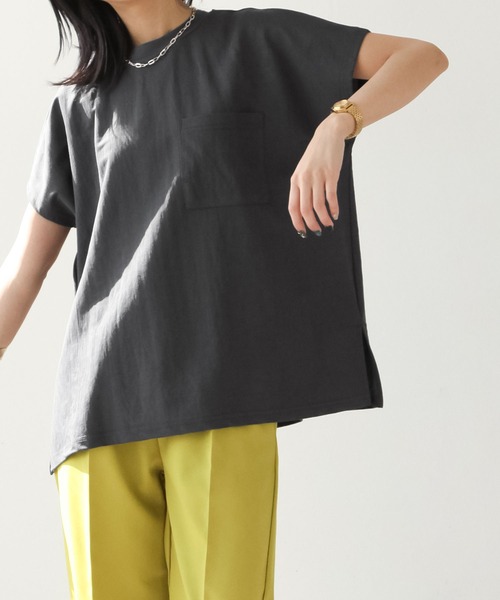 Chillfar(チルファー)の「ポケット付きビッグTシャツ(Tシャツ/カットソー・レディース・グリーン/ダークグレー/オフホワイト/ベージュ/ブラック・MEDIUM/LARGE)」の15枚目の写真