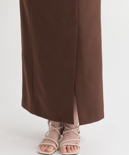 Andemiu（アンデミュウ）の「スリットＩラインスカート296425（スカート・レディース・ブラック/ベージュ/ブラウン/カーキ・S/M/ONE SIZE）」の11枚目の写真