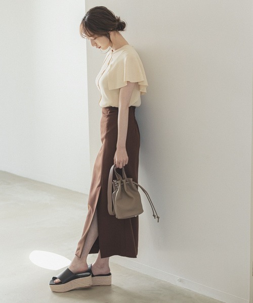 Andemiu（アンデミュウ）の「スリットＩラインスカート296425（スカート・レディース・ブラック/ベージュ/ブラウン/カーキ・S/M/ONE SIZE）」の20枚目の写真