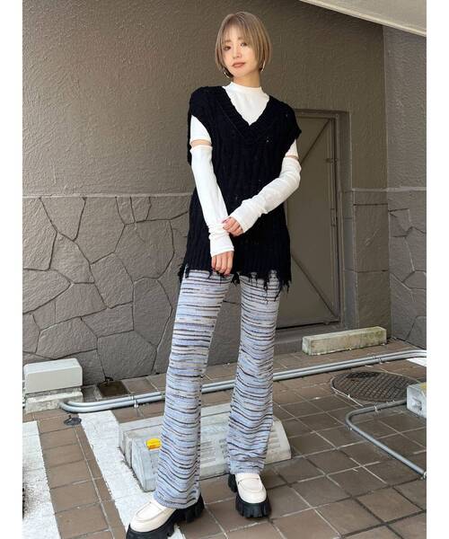 EMODA（エモダ）の「ミックスオーバーベスト（ベスト・レディース・ホワイト/ブラック/ブルー/キャメル・FREE）」の20枚目の写真