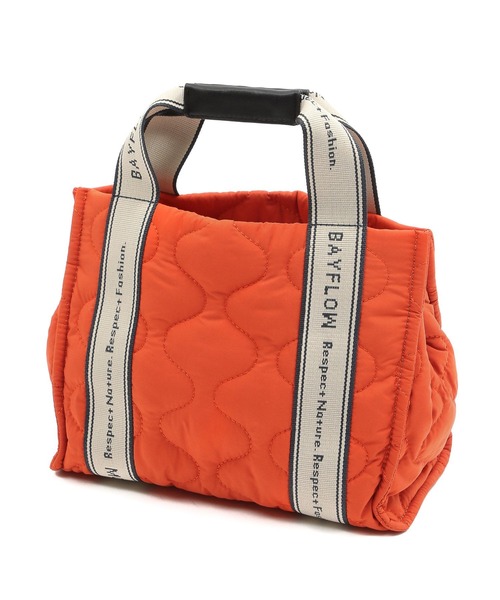 BAYFLOW（ベイフロー）の「ロゴテープキルティグトート（トートバッグ・レディース・ブラック/オレンジ/ベージュ・FREE）」の4枚目の写真