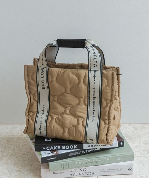 BAYFLOW（ベイフロー）の「ロゴテープキルティグトート（トートバッグ・レディース・ブラック/オレンジ/ベージュ・FREE）」の16枚目の写真