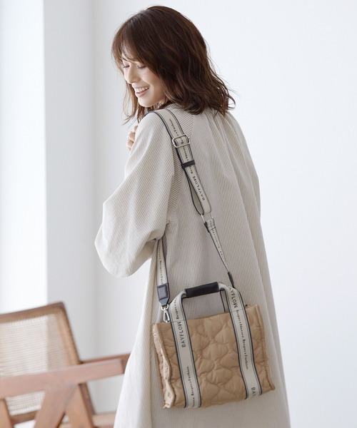 BAYFLOW（ベイフロー）の「ロゴテープキルティグトート（トートバッグ・レディース・ブラック/オレンジ/ベージュ・FREE）」の13枚目の写真