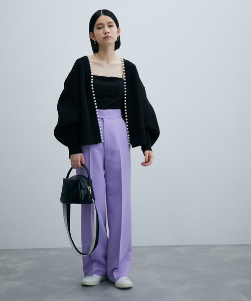 ADAM ET ROPE'(アダムエロペ)の「〈追加〉【サステナブル】パール付きカーディガン(カーディガン/ボレロ・レディース・チャコールグレー/ブラック・FREE)」の19枚目の写真