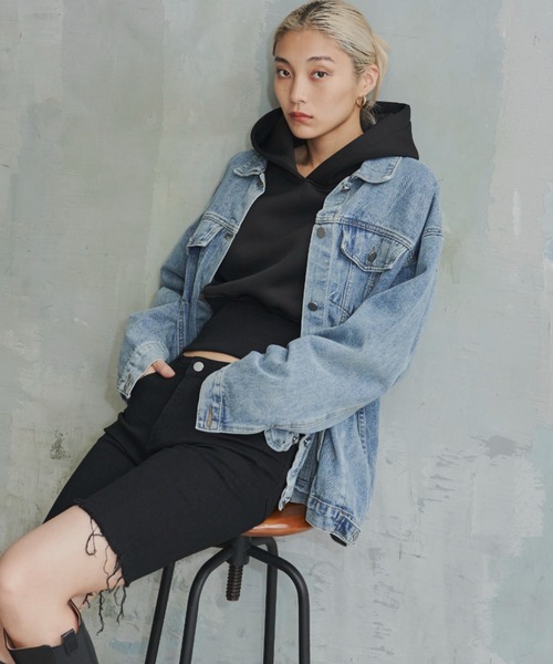FIG&VIPER（フィグアンドバイパー）の「ビッグシルエット デニムジャケット（デニムジャケット・レディース・ブラック/ブルー・FREE）」の20枚目の写真