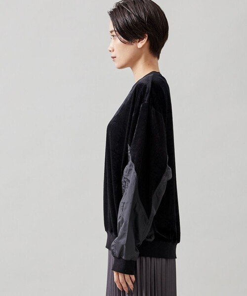 TOGA PULLA(トーガ プルラ)の「【TOGA PULLA(トーガプルラ)】ベロアジャージートップ TP22-JL262(Tシャツ/カットソー・レディース・ホワイト/ブラック・36)」の18枚目の写真