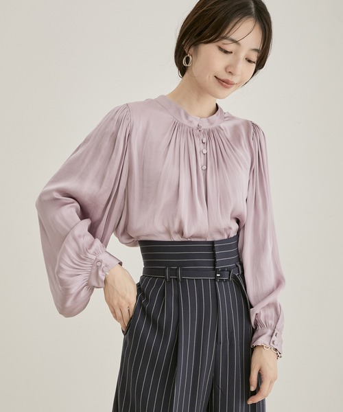 VIS（ビス）の「【洗える】【前後2WAY】サテンギャザースタンドブラウス（シャツ/ブラウス・レディース・パープル/ネイビー/ベージュ系その他/キナリ/ピンク系その他2・FREE）」の10枚目の写真