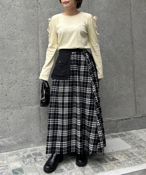 CIAOPANIC(チャオパニック)の「ウエストBAG付スウェードボリュームスカート(スカート・レディース・ブラック/カーキ/アイボリー・SMALL/MEDIUM)」の8枚目の写真