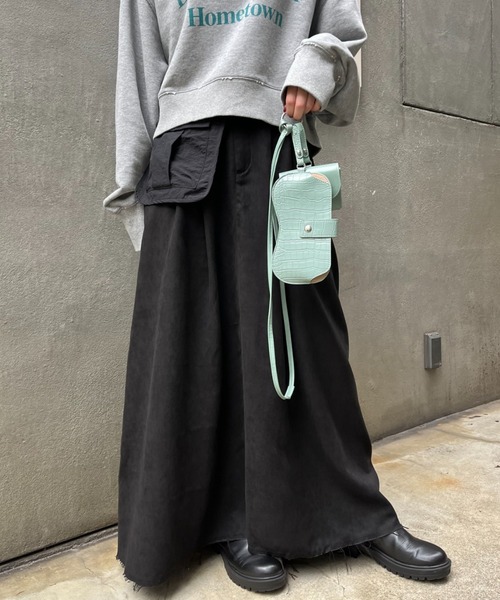 CIAOPANIC(チャオパニック)の「ウエストBAG付スウェードボリュームスカート(スカート・レディース・ブラック/カーキ/アイボリー・SMALL/MEDIUM)」の19枚目の写真