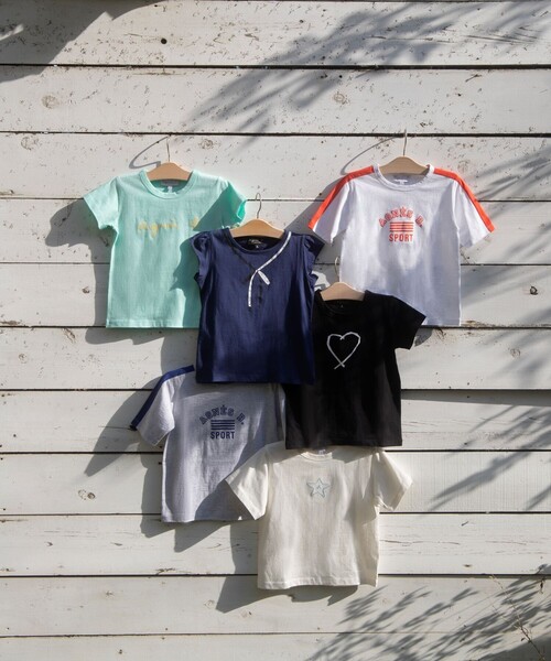 agnes b.（アニエスベー）の「キッズ アイコニック コットン 半袖 Tシャツ "Sarajevo heart"（Tシャツ/カットソー・キッズ・ブラック・4YEAR/8YEAR/6YEAR/10YEAR/12YEAR）」の2枚目の写真