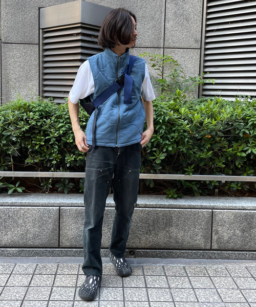 Oriens JOURNAL STANDARD（オリエンス ジャーナルスタンダード）の「キルトフリースベスト / Quilt Fleece Vest（その他アウター・メンズ・グレー/ネイビー/オレンジ・MEDIUM/LARGE）」の11枚目の写真