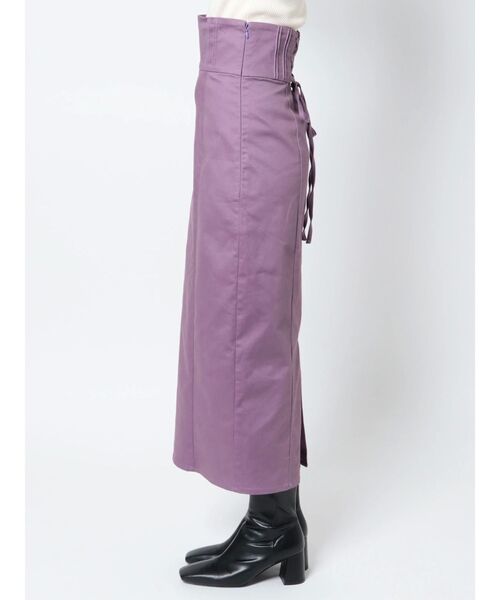 LAGUNAMOON(ラグナムーン)の「バックレースアップタイトスカート(スカート・レディース・アイボリー/チャコールグレー/パープル・SMALL/MEDIUM)」の6枚目の写真
