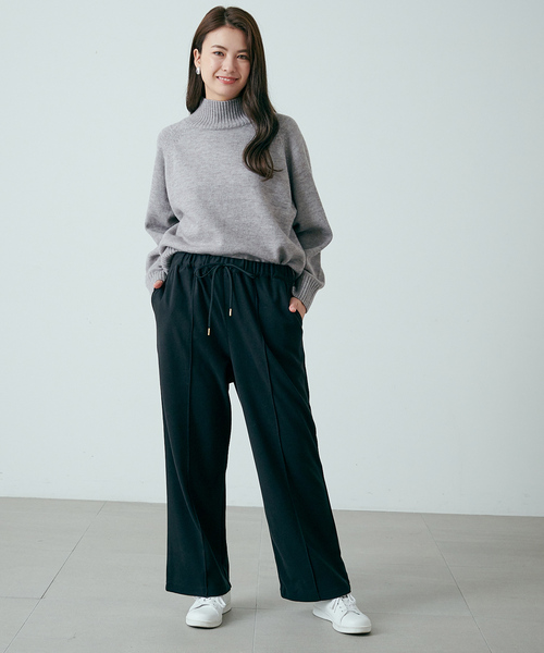 Days(デイズ)の「【anyfee】センターピンタックセミワイドパンツ 大きいサイズ(その他パンツ・レディース・ブラック/カーキ/グレー・LL/3L/4L/5L)」の2枚目の写真