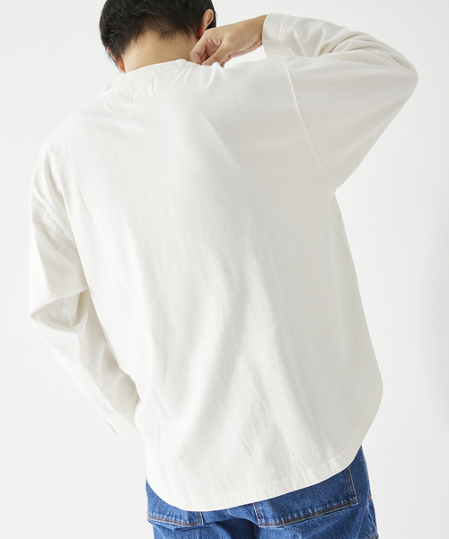 ARMY TWILL(アーミーツイル)の「【ARMY TWILL / アーミーツイル】別注 ヘンリーネック ロンT(Tシャツ/カットソー・メンズ・ホワイト/ベージュ/ネイビー・LARGE/MEDIUM)」の10枚目の写真