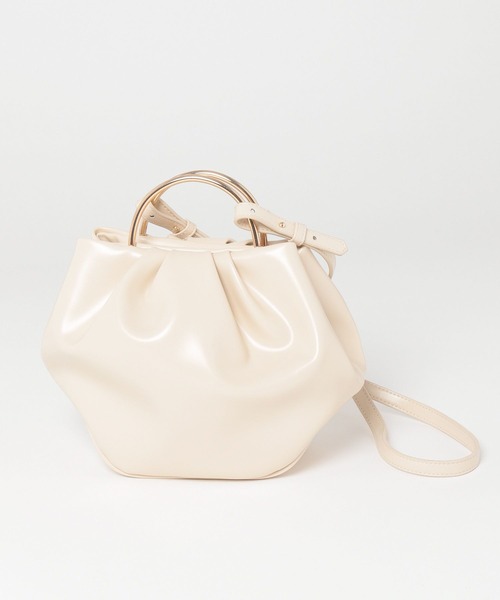 LEPSIM（レプシィム）の「メタルハンドル2WAYバッグ　176623（ハンドバッグ・レディース・アイボリー/ブラック・ONE SIZE）」の7枚目の写真