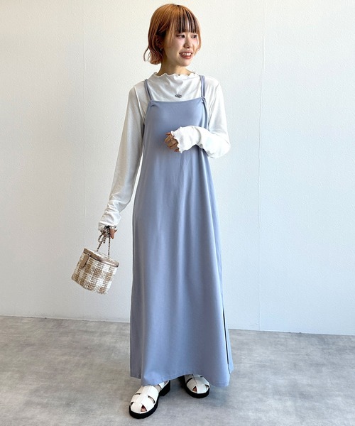 w closet(ダブルクローゼット)の「フィンガーホールボトルネックプルオーバー(その他トップス・レディース・ブラック/オフホワイト/ピンク・FREE)」の11枚目の写真