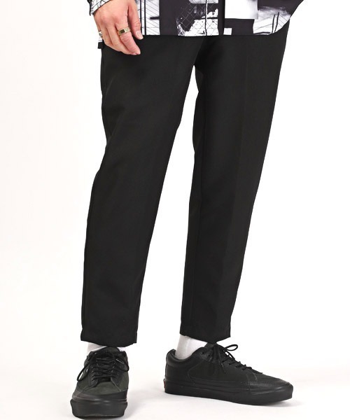 LUXSTYLE（ラグスタイル）の「速乾テーパードスラックスアンクルパンツ（スラックス・メンズ・ブラック/グレー/グレイッシュベージュ/カーキ・XL/L/M）」の2枚目の写真