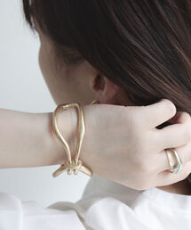 fredy emue | マットメタル結びバングル(バングル/リストバンド)