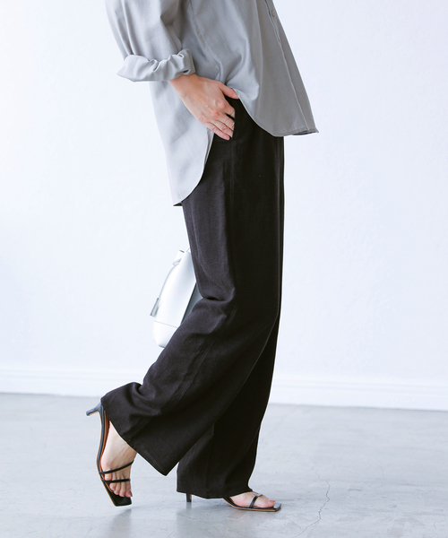 La TOTALITE(ラトータリテ)の「レーヨン麻ウエストフリルパンツ(その他パンツ・レディース・アイボリー/ピンク/ブラック・38/36)」の10枚目の写真