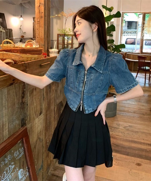 Achic(アシック)の「デニム素材前ファスナー開けトップス(シャツ/ブラウス・レディース・ブルー・M)」の14枚目の写真