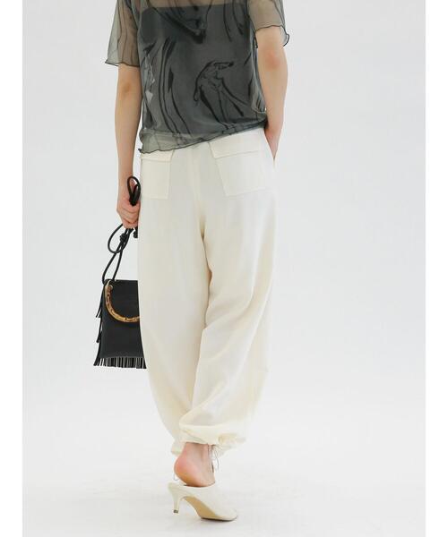 Te chichi（テチチ）の「リネンライクパラシュートパンツ（その他パンツ・レディース・ブラック/オフホワイト/カーキ・F）」の13枚目の写真