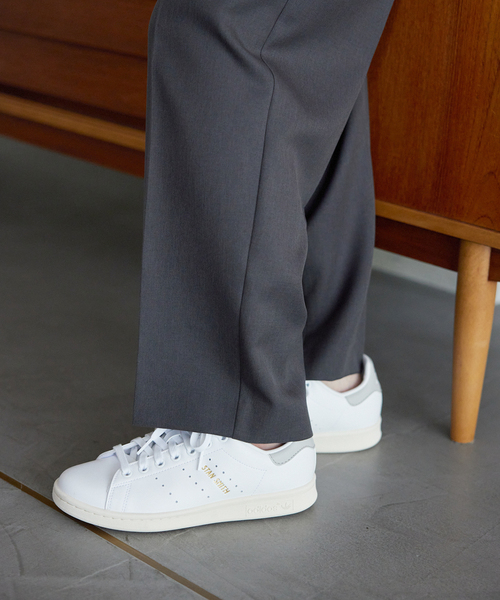 SLOBE IENA（スローブイエナ）の「【ADIDAS/アディダス】 STANSMITH（その他シューズ・レディース・ホワイト・23.5cm/24.5cm/24cm/23cm）」の2枚目の写真