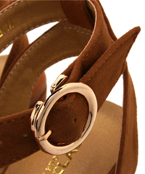 one after another NICE CLAUP(ワンアフターアナザーナイスクラップ)の「【ナイスクラップ】スウェードクロスサンダル(サンダル・レディース・レッド/ネイビー/キャメル・SMALL/MEDIUM/LARGE)」の7枚目の写真