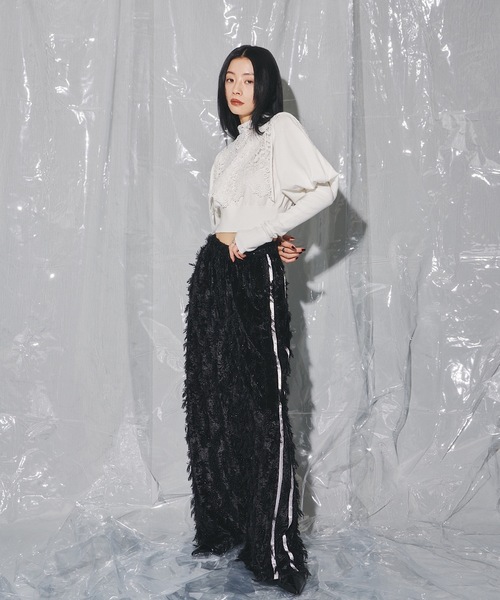 VIOLETTA（ヴィオレッタ）の「フリンジベロアワイドパンツ（その他パンツ・レディース・ブラック/アイボリー・M/S）」の6枚目の写真