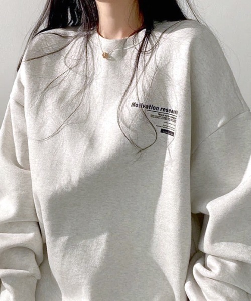 SHEENA(シーナ)の「Motivationロゴオーバーサイズトレーナー(スウェット・レディース・ブラック/チャコールグレー/ライトグレー/グレー・M)」の15枚目の写真