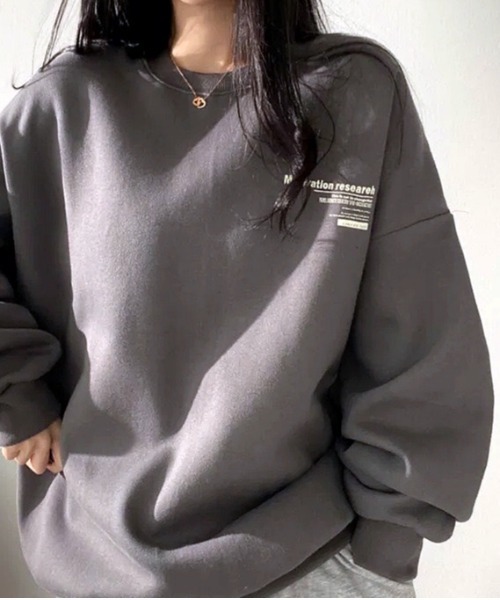 SHEENA(シーナ)の「Motivationロゴオーバーサイズトレーナー(スウェット・レディース・ブラック/チャコールグレー/ライトグレー/グレー・M)」の6枚目の写真