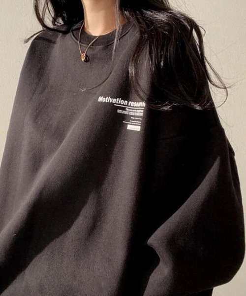 SHEENA(シーナ)の「Motivationロゴオーバーサイズトレーナー(スウェット・レディース・ブラック/チャコールグレー/ライトグレー/グレー・M)」の22枚目の写真