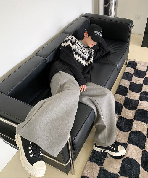 neos(ネオス)の「【neos -addictive design-】ルーズシルエット 球心 ネイティブ 総柄 クルーネック プルオーバー ニット セーター(ニット/セーター・メンズ・ブラウン/ホワイト/グレー/ブラック・X-LARGE/LARGE/MEDIUM)」の6枚目の写真