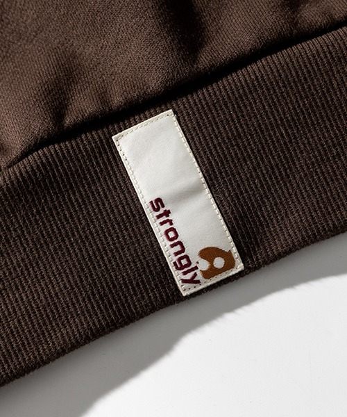 aimoha（アイモハ）の「aimoha outdoor　ワッペン刺繍  クールネックプルオーバー　スウエット（スウェット・レディース・ベージュ/ブラック/チョコ・LARGE/MEDIUM/X-LARGE）」の10枚目の写真