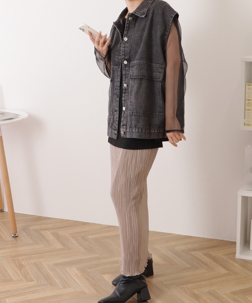 Lace Ladies(レースレディース)の「ビッグシルエットミリタリーデニムジレ(ベスト・レディース・ブラック/ブルー・M/XL)」の9枚目の写真