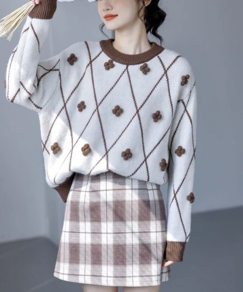 Achic(アシック)の「ラウンドネック ひし形ポップコーン ニットプルオーバー(Tシャツ/カットソー・レディース・ブラウン系その他/ブラック/ホワイト・M)」の8枚目の写真