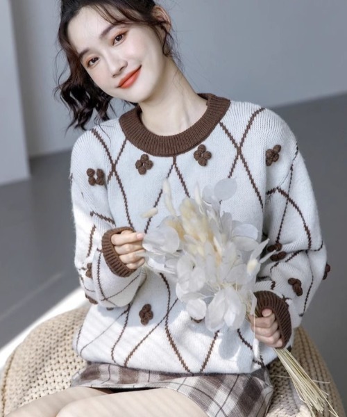 Achic(アシック)の「ラウンドネック ひし形ポップコーン ニットプルオーバー(Tシャツ/カットソー・レディース・ブラウン系その他/ブラック/ホワイト・M)」の9枚目の写真