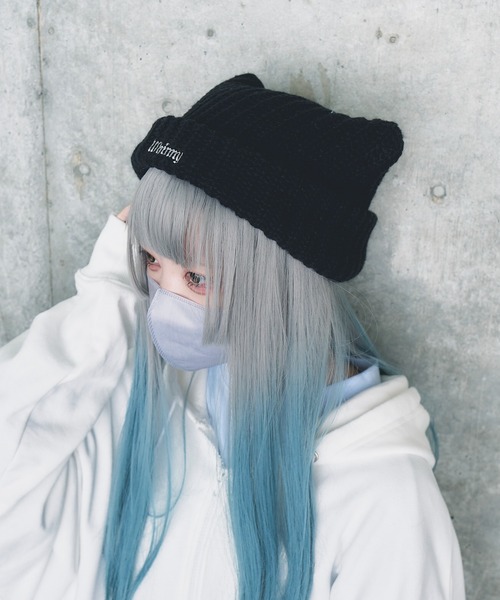 Whinny（ホワイニー）の「Whinny/とらわれし猫のカリスマ（ニット